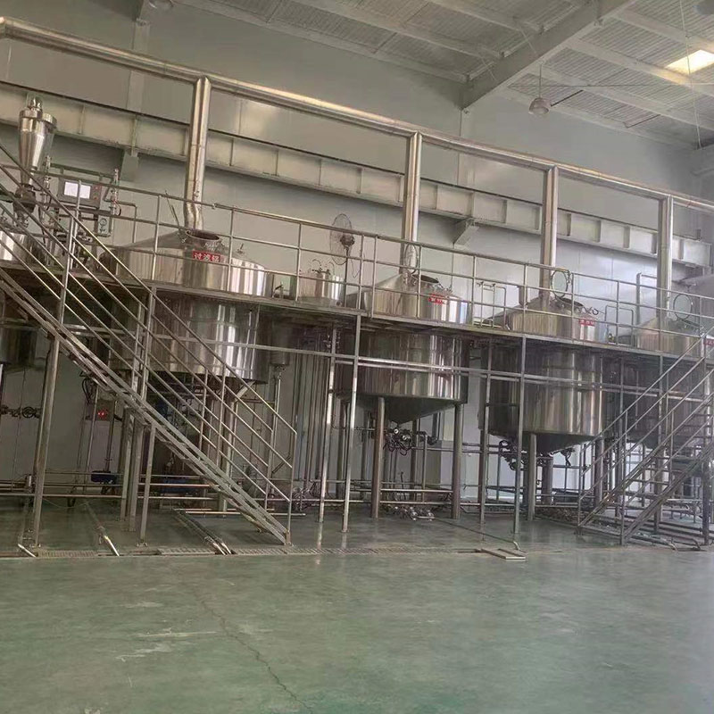 河北精酿啤酒设备厂—平面布置、设备设计、制造、调试、培训等一条龙服务_COPY